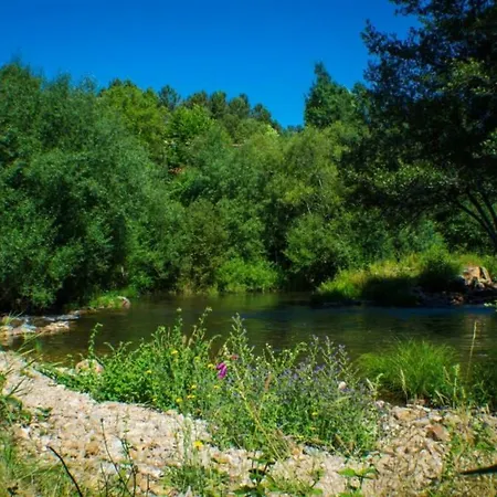 بيت للعطل Casa De Com Piscina Em Proxima Ao Centro Da Cidade, Ideal Para Descansar كابيسيراس دى باستو