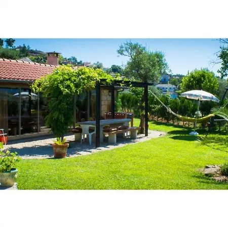 Casa De Com Piscina Em Proxima Ao Centro Da Cidade, Ideal Para Descansar بيت للعطل *