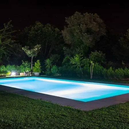 Casa De Com Piscina Em Proxima Ao Centro Da Cidade, Ideal Para Descansar بيت للعطل كابيسيراس دى باستو