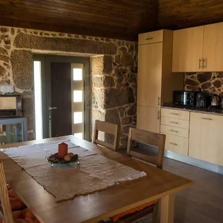 Casa De Com Piscina Em Proxima Ao Centro Da Cidade, Ideal Para Descansar كابيسيراس دى باستو